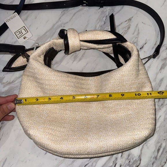 NWT Urban Expressions Beige and Black Crossbody Bag - Picture 15 of 16